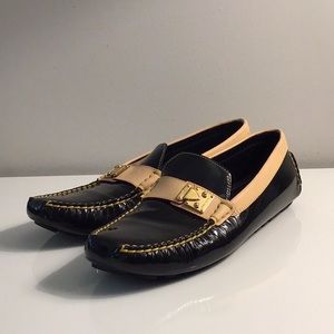 Louis Vuitton Authentic Size 40 EU (9.5 US) Black Patent Leather Loafers